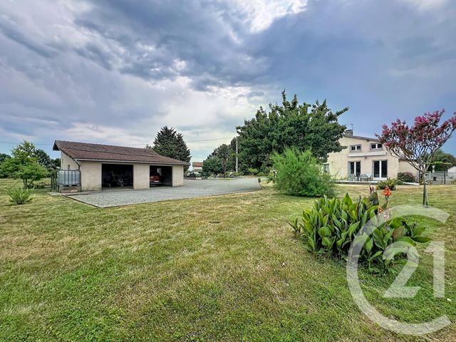 maison à vendre - 9 pièces - 267.0 m2 - MIRANDE - 32 - MIDI-PYRENEES - Century 21 Pr Immo