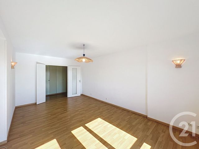 Appartement F3 à vendre - 3 pièces - 72.0 m2 - AUCH - 32 - MIDI-PYRENEES - Century 21 Pr Immo