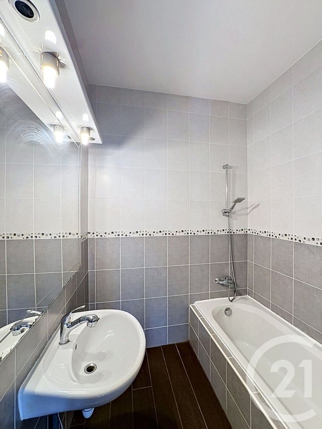 maison à vendre - 8 pièces - 80.21 m2 - AUCH - 32 - MIDI-PYRENEES - Century 21 Pr Immo